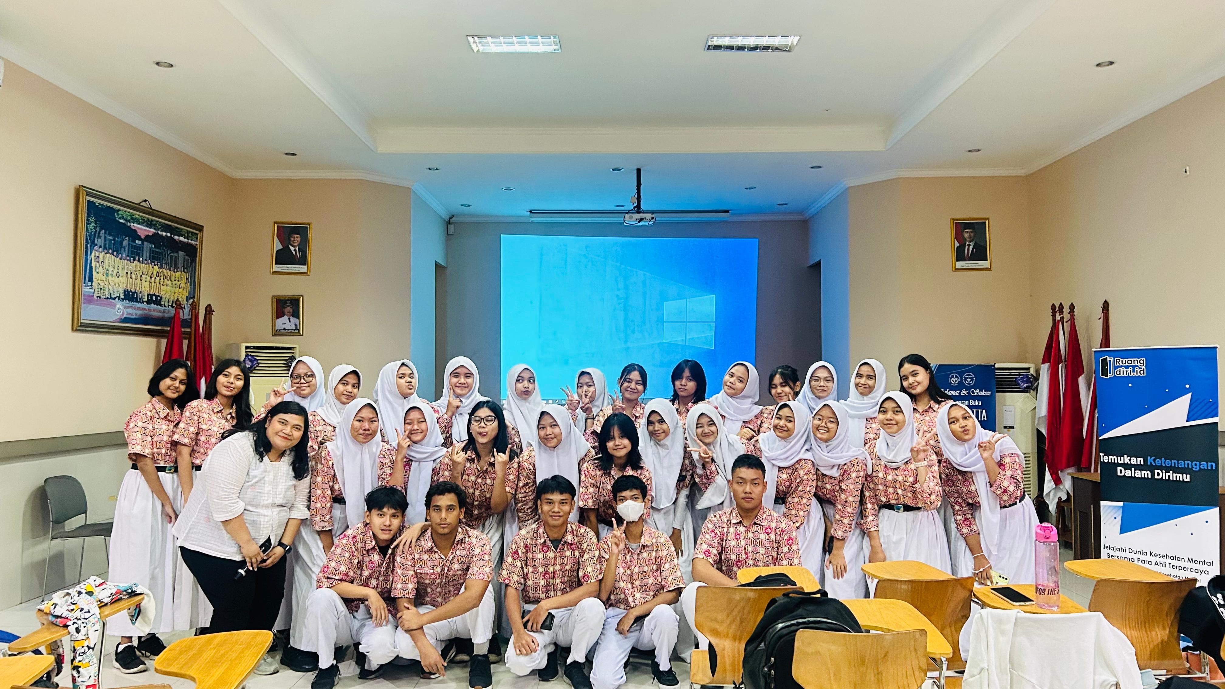 Siswa SMAN 1 Jakarta Dilatih Menjadi “Mental Health First Aider” Melalui Kolaborasi Ruang Diri